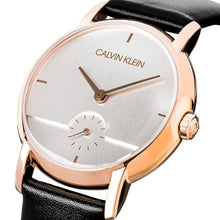 Laden Sie das Bild in den Galerie-Viewer, Calvin Klein Established K9H2Y6C6 | Damen-Armbanduhr | Swiss Made | Roségold Gehäuse | schwarzes Lederband | Quarzwerk | Saphirglas | NEU OVP. mit Box &amp; Papiere | 2 Jahre Hersteller-Garantie
