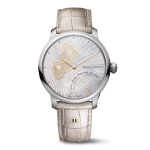 Laden Sie das Bild in den Galerie-Viewer, Maurice Lacroix Masterpiece Embrace Manufaktur | MP6068-SS001-160-1 | Damen-Armbanduhr | Automatik | Schweizer Kaliber | Saphirglas | Perlmutt-Zifferblatt mit Guillochierung | Lederband grau-silber | NEU OVP. mit Box &amp; Garantiekarte