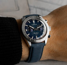 Laden Sie das Bild in den Galerie-Viewer, Edox Skydiver | 10116-3-BUIDN | Chronograph Herren Uhr Ø 40 mm | Edelstahl Saphirglas 300m Swiss Made | Limited + Lederband | NEU OVP Box Papiere 2 Jahre Garantie