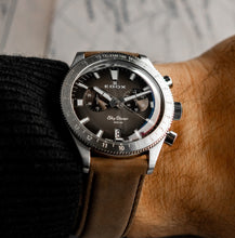 Laden Sie das Bild in den Galerie-Viewer, Edox Skydiver | 10116-3-GRIDN | Chronograph 40 mm Gray Dial | Edelstahl Saphirglas 300m Swiss Made | Limited 1000 + Lederband | NEU OVP Box Papiere 2 Jahre Garantie