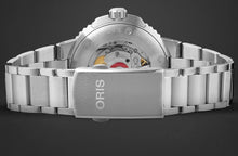 Laden Sie das Bild in den Galerie-Viewer, Oris Aquis Date 41,5 mm 01 733 7766 4157-07 8 22 05PEB Automatik Herren-Taucheruhr Edelstahlband Saphirglas Swiss Made NEU OVP Box Papiere Garantie