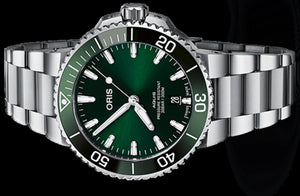 Oris Aquis Date 41,5 mm 01 733 7766 4157-07 8 22 05PEB Automatik Herren-Taucheruhr Edelstahlband Saphirglas Swiss Made NEU OVP Box Papiere Garantie