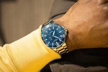 Laden Sie das Bild in den Galerie-Viewer, Oris Aquis Small Second Date 01 743 7733 4155-07 4 24 69EB Automatik Herren-Taucheruhr 500m NEU OVP
