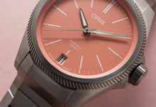 Laden Sie das Bild in den Galerie-Viewer, Oris Big Crown ProPilot X Calibre 400 01 400 7778 7158-07 7 20 01TLC | Automatik Herrenuhr 39 mm Titan | Salmon Dial | 5 Tage Gangreserve | Garantie 10 Jahre