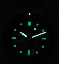 Laden Sie das Bild in den Galerie-Viewer, Oris Divers Sixty-Five Glow Grey Dial 01 733 7707 4053-07 8 20 18 | Automatik Herrenuhr Ø 40 mm Stahlarmband | Türkis Glow Leuchtmasse | 38–41 h Gangreserve | NEU OVP. mit Box/Papiere und bis 3 Jahre Hersteller-Garantie